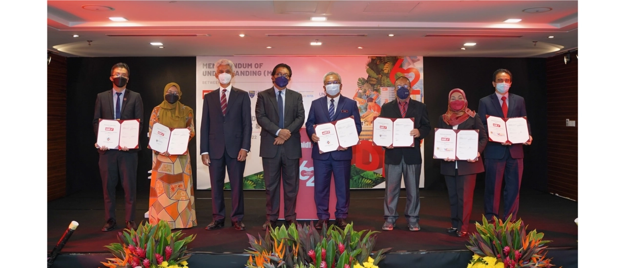 MIDF Signed MoU With UM, UKM & UNIMAS to Collaborate on Academic Excellence Award